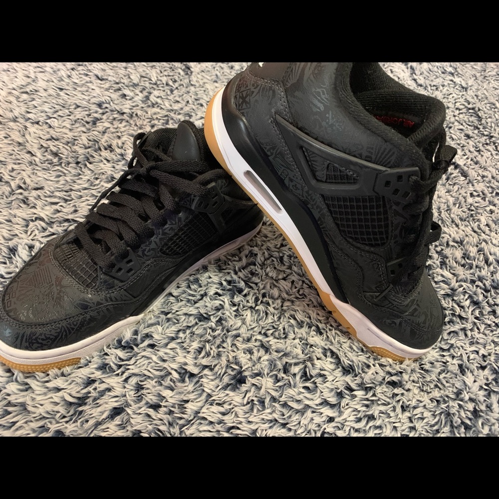 Air Jordan 4 Retro SE size 7youth